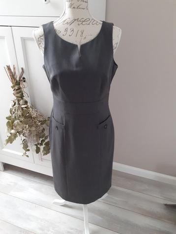 Mooie grijze koker jurk, maat M, H&M, zo goed als nieuw. beschikbaar voor biedingen