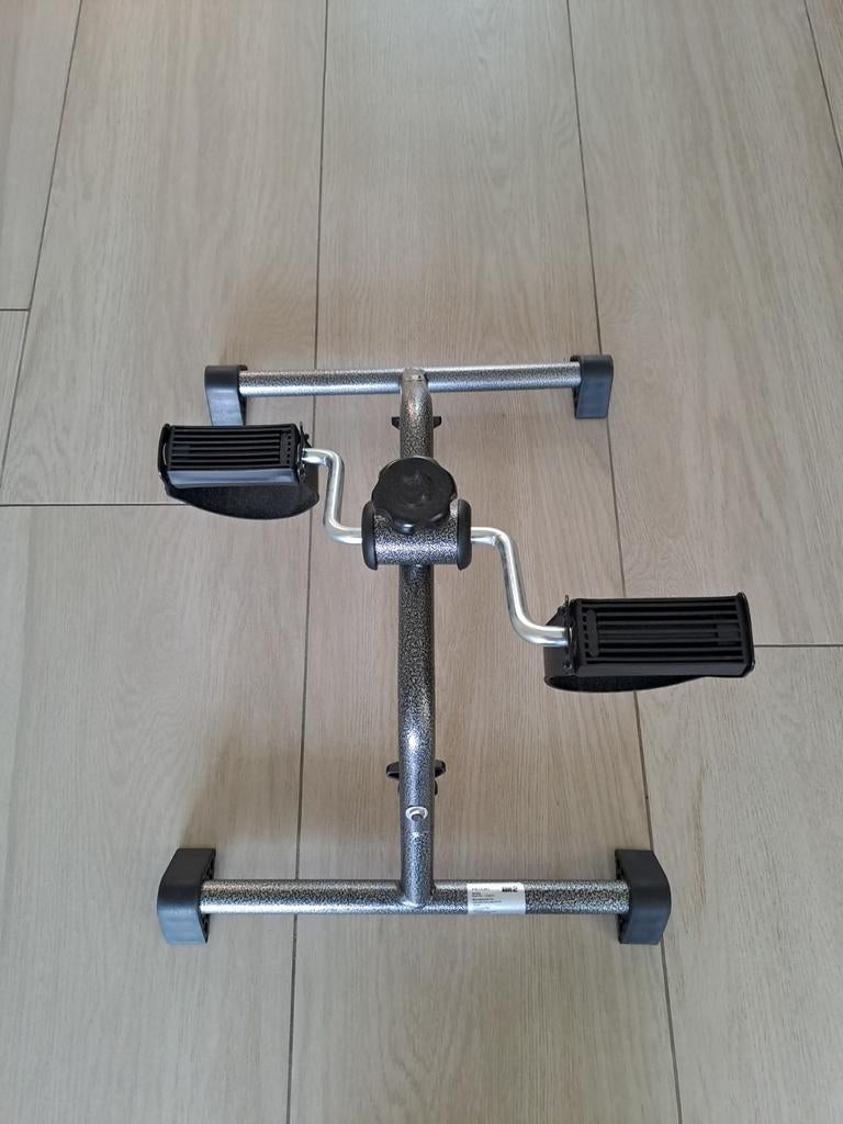 Compacte Stoelfiets - Ideaal voor Thuisrevalidatie, Sport en Fitness, Ophalen, Zo goed als nieuw, Benen