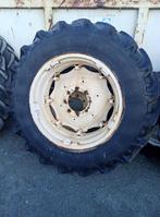 Achterbanden International 16.9 34 644 744 844, Zakelijke goederen, Ophalen