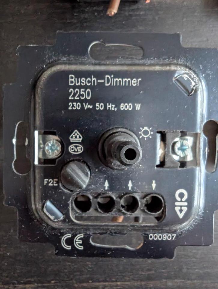 Busch Jeager inbouw schakelmateriaal o.a. dimmers 2250, Doe-het-zelf en Verbouw, Elektra en Kabels, Overige typen, Ophalen