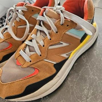 Sneaker NB model 5740 beschikbaar voor biedingen
