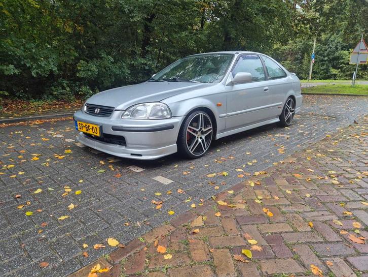 Honda Civic 1.5 vtec e Coupe LS 1998 Grijs, Auto's, Honda, Particulier, Civic, Benzine, Coupé, Handgeschakeld, Origineel Nederlands