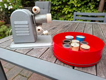 Clario Projector met Films - Vintage beschikbaar voor biedingen
