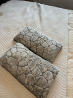 Claudi look kussens | 30x45 zilver grijs, Ophalen of Verzenden, Zo goed als nieuw, Grijs, Vierkant