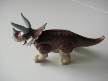 Lego Dinosaurus Triceratops Tricera01 uit 2012 zit in 1 set beschikbaar voor biedingen