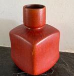 Vierkante keramiek vaas, Ophalen of Verzenden, Overige kleuren, Aardewerk of Porselein, Minder dan 50 cm