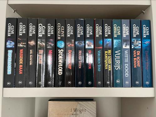Clive Cussler boeken 43 titels totaal, Boeken, Detectives, Gelezen, Ophalen of Verzenden