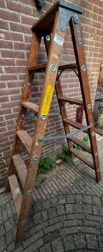 Houten schilderstrap, Doe-het-zelf en Verbouw, Ladders en Trappen, Ophalen, Gebruikt, Minder dan 2 meter