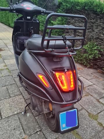 Vespa Sprint 2019 Full Option Goed Onderhouden beschikbaar voor biedingen