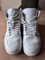 Nike Air Jordan mid high - Maat 47.5, Kleding | Heren, Schoenen, Ophalen of Verzenden, Gedragen, Wit, Sneakers of Gympen
