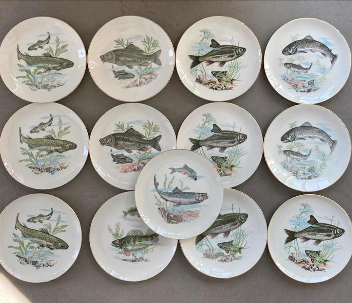 13 Vintage Japanse Visborden Ena Pottery Saito, Huis en Inrichting, Keuken | Servies, Gebruikt, Bord(en), Overige stijlen, Keramiek