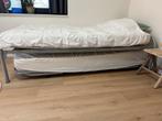 Dubbel logeerbed met matras, Ophalen of Verzenden, Gebruikt, Tweepersoons, Metaal