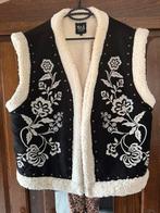 Leuke giletjes, Kleding | Dames, Ophalen, Zo goed als nieuw, Maat 46/48 (XL) of groter, Beige