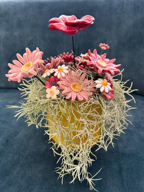 Keramieken bloemen, Hobby en Vrije tijd, Pottenbakken, Zo goed als nieuw, Ophalen of Verzenden