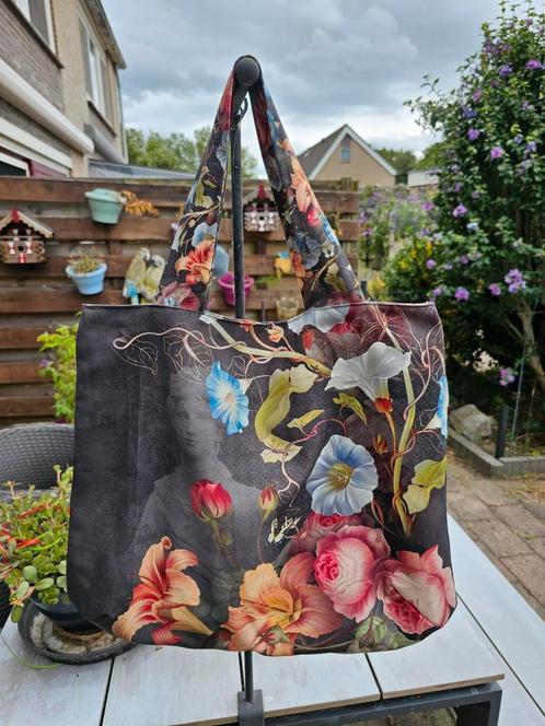 Draagtas/shopper zelfgemaakt, 2 kanten draagbaar., Hobby en Vrije tijd, Overige Hobby en Vrije tijd, Zo goed als nieuw, Ophalen of Verzenden