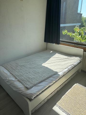 Complete Bed Set – MORGEDAL Mattress + Frame + TUSSÖY Topper beschikbaar voor biedingen