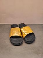 Dames slippers maat 39, Ophalen of Verzenden, Zo goed als nieuw, Overige kleuren