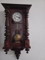 antieke klok ,loopt perfect, houten kast, Romeinse cijfers, Antiek en Kunst, Ophalen