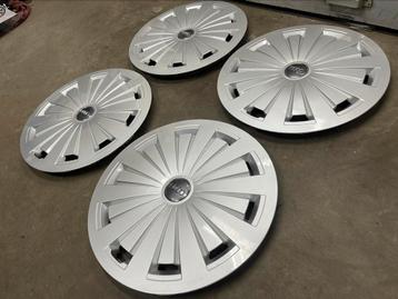 Originele 16 inch Audi Wieldoppen set A2 A3 A4 A5 A6. 