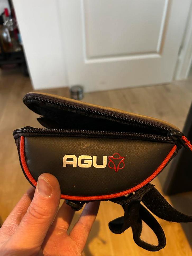 Agu Fietsstuurtas - Praktisch en compact, Fietsen en Brommers, Fietsaccessoires | Fietstassen, Zo goed als nieuw, Ophalen of Verzenden