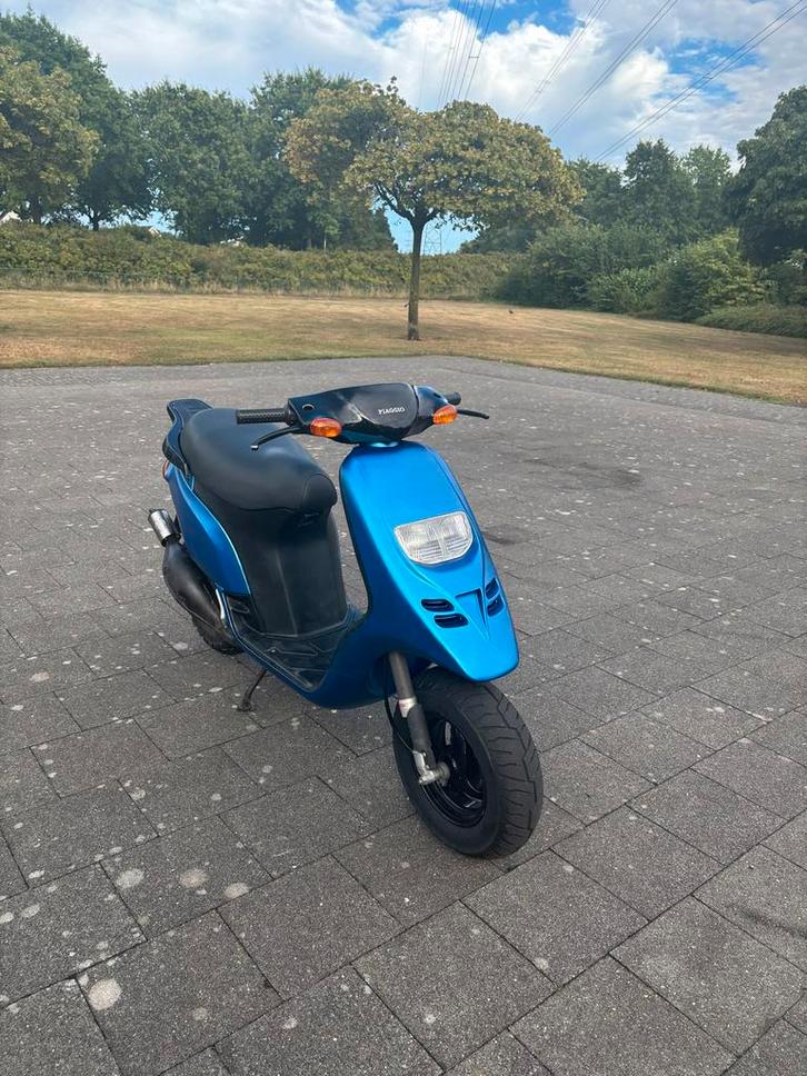 Piaggio typhoon, Fietsen en Brommers, Brommeronderdelen | Scooters, Zo goed als nieuw, Piaggio, Overige typen, Ophalen