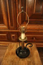 Klassieke lampenvoet (messing en metaal), Huis en Inrichting, Lampen | Tafellampen, Gebruikt, 50 tot 75 cm, Ophalen, Overige materialen