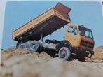 1977 Mercedes kipper vrachtwagen smalle folder (matige staat, Boeken, Ophalen of Verzenden, Zo goed als nieuw