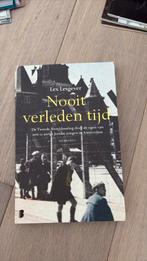 Lex Lesgever - Nooit verleden tijd, Ophalen of Verzenden, Gelezen, Lex Lesgever