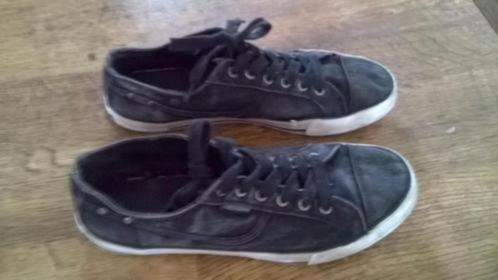 Ashes to Dust sneakers veterschoenen 43 en 44, Kleding | Heren, Schoenen, Gedragen, Sneakers of Gympen, Ophalen of Verzenden