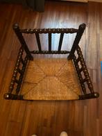 Antieke Spijlenstoel met Rotan Zitting, Huis en Inrichting, Stoelen, Gebruikt, Bruin, Ophalen of Verzenden, Eén