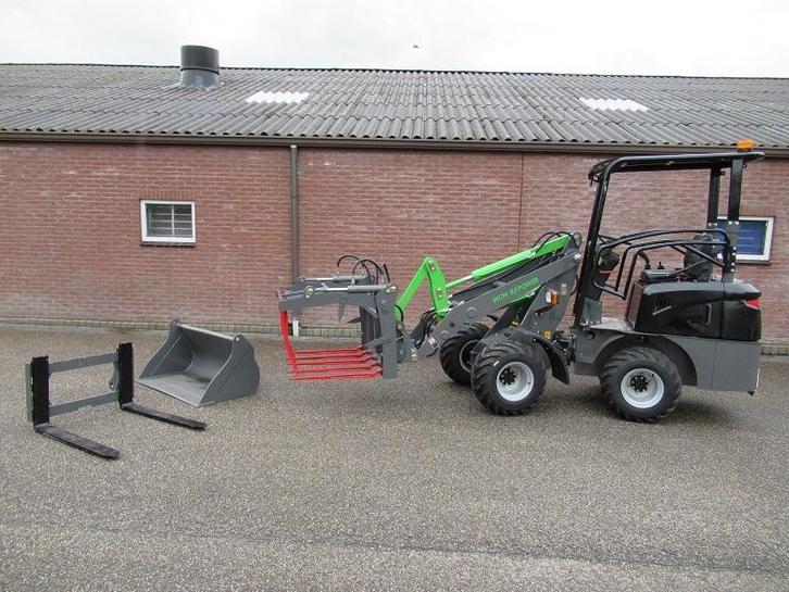Mini shovel Wcm 606 elektrische minishovel, Zakelijke goederen, Machines en Bouw | Kranen en Graafmachines, Wiellader of Shovel