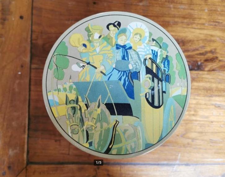 Rond hoog bont blik met koets en paarden., Verzamelen, Blikken, Zo goed als nieuw, Overige, Ophalen of Verzenden