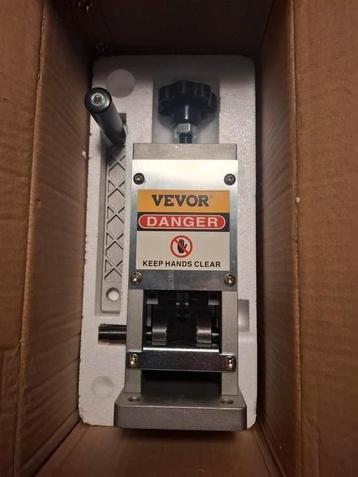 Draadstripper machine / koperdraad strip machine  beschikbaar voor biedingen