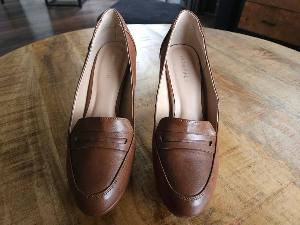 Bruine leren pumps - maat 39 - zo goed als nieuw, Pumps, Bruin, Ophalen of Verzenden, Zo goed als nieuw