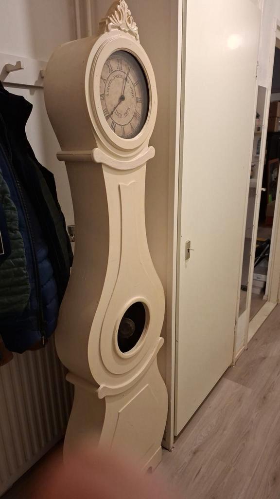 Vintage Klok - Decoratief en Tijdloos, Antiek en Kunst, Antiek | Klokken, Ophalen