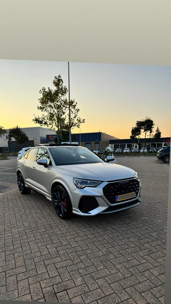 Bomvolle Audi RSQ3 2021, Auto's, Volkswagen, Particulier, Polo, Benzine, Euro 6, Hatchback, Automaat, Geïmporteerd, Zilver of Grijs