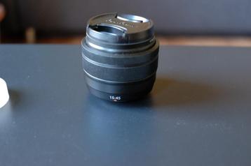Fuji XC15-45mm OIS zoomlens in nieuwstaat beschikbaar voor biedingen