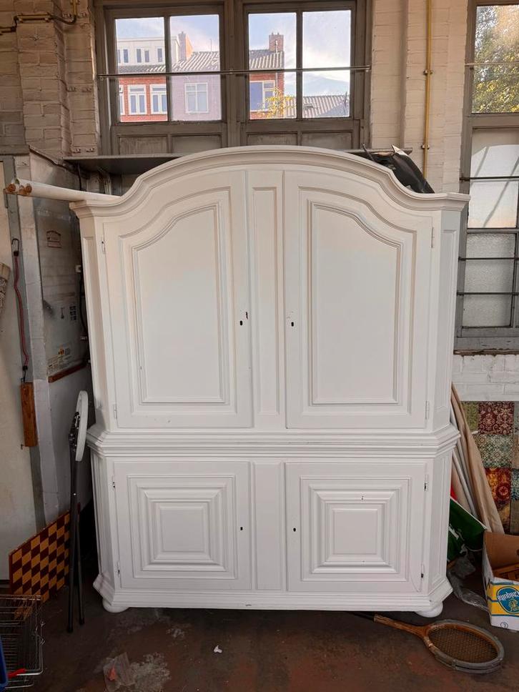 Witte Kast met Deuren en Planken, Huis en Inrichting, Kasten | Kledingkasten, Zo goed als nieuw, 200 cm of meer, 100 tot 150 cm