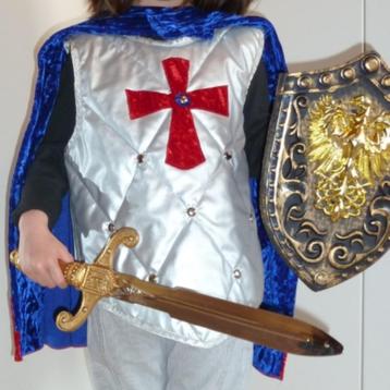 Ridderkostuum beschikbaar voor biedingen