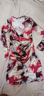 Mooi gekleurd gedrappeerd jurkje van Elvira, maat 38, Maat 38/40 (M), Overige kleuren, Ophalen of Verzenden, Zo goed als nieuw