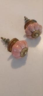 2 vintage porseleinen deur/kastknoppen, Ophalen of Verzenden