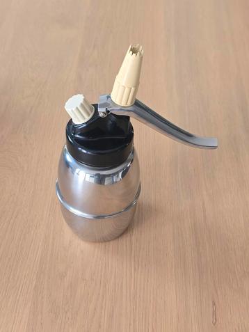 Prachtige antieke Space Age Italiaanse slagroom/Mousse spuit beschikbaar voor biedingen
