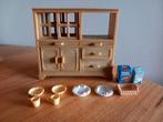 Sylvanian families vintage kast/bordjes/kopjes, Ophalen of Verzenden, Zo goed als nieuw, Poppenhuis