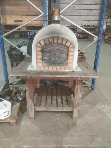 Pizza oven beschikbaar voor biedingen