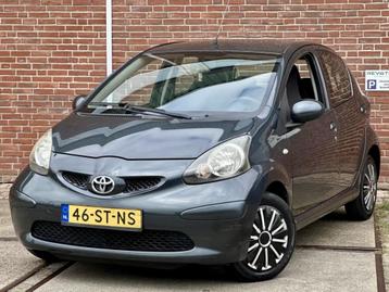 Toyota Aygo 1.0-12V + beschikbaar voor biedingen