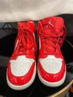 Air Jordan 1 Mid  Barcelona maat 37.5, Ophalen of Verzenden, Gedragen, Rood, Sneakers of Gympen