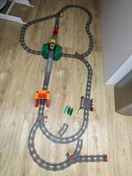 Electrische duplo trein, veel rails, brug en wagons, Kinderen en Baby's, Speelgoed | Duplo en Lego, Duplo, Ophalen of Verzenden