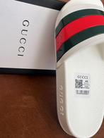 Gucci  slippers wit, Ophalen of Verzenden, Nieuw, Wit