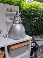 Erg mooie authentieke industrie lamp, Huis en Inrichting, Lampen | Hanglampen, Ophalen, Gebruikt, Minder dan 50 cm