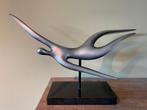 Design beeld op marmer voet, Antiek en Kunst, Ophalen of Verzenden